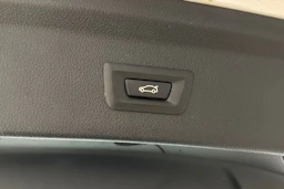 valkoinen BMW 320 Gran Turismo 2016 kuva 14.