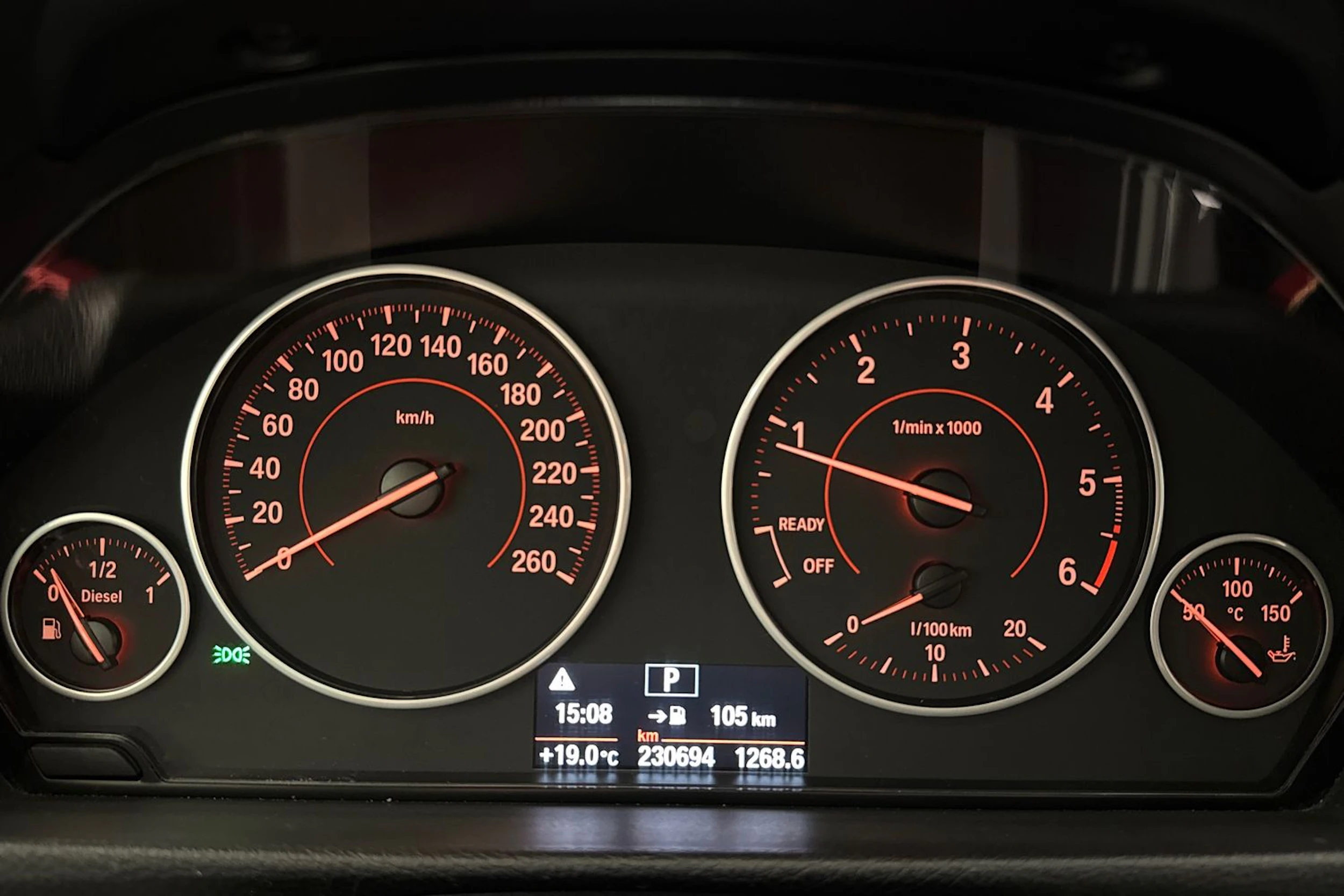 valkoinen BMW 320 Gran Turismo 2016 kuva 17.