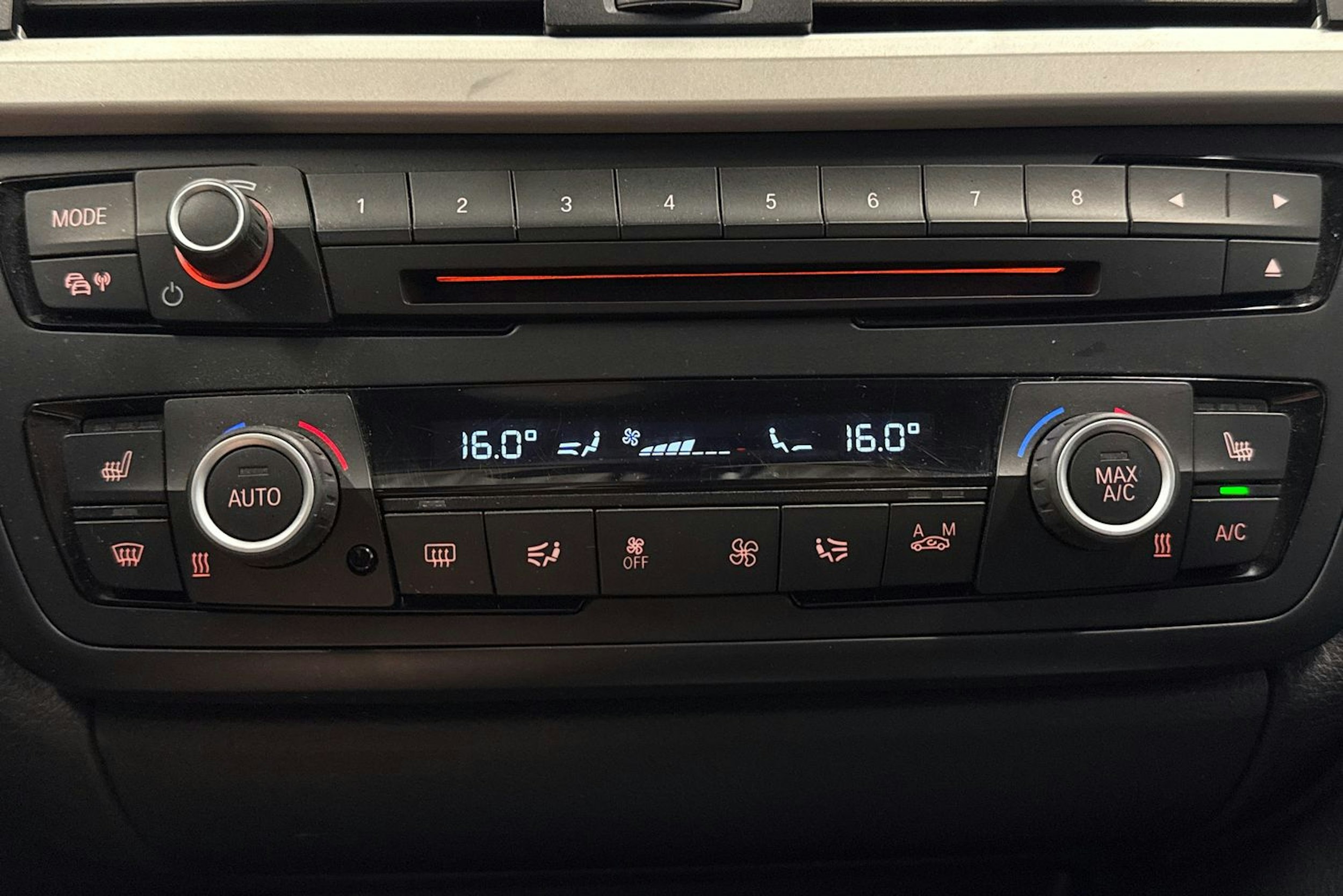 hopea BMW 320 Gran Turismo 2016 kuva 18.