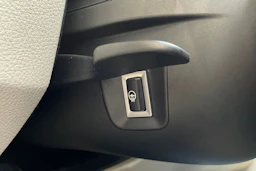 ruskea (beige) BMW 320 Gran Turismo 2017 kuva 18.