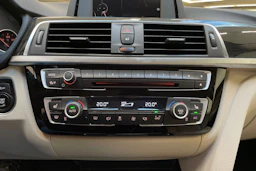 ruskea (beige) BMW 320 Gran Turismo 2017 kuva 22.