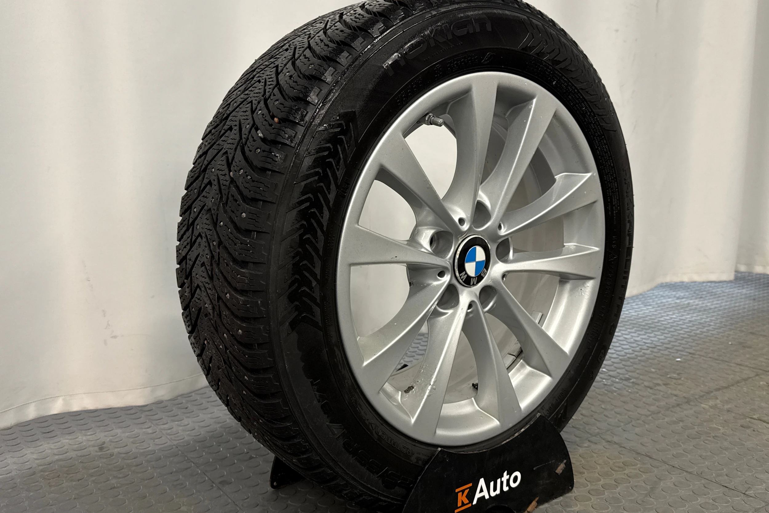 sininen BMW 320 Gran Turismo 2017 kuva 13.