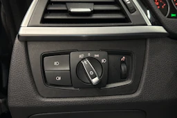 sininen BMW 320 Gran Turismo 2017 kuva 20.