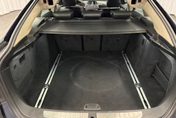 sininen BMW 320 Gran Turismo 2017 kuva 27.