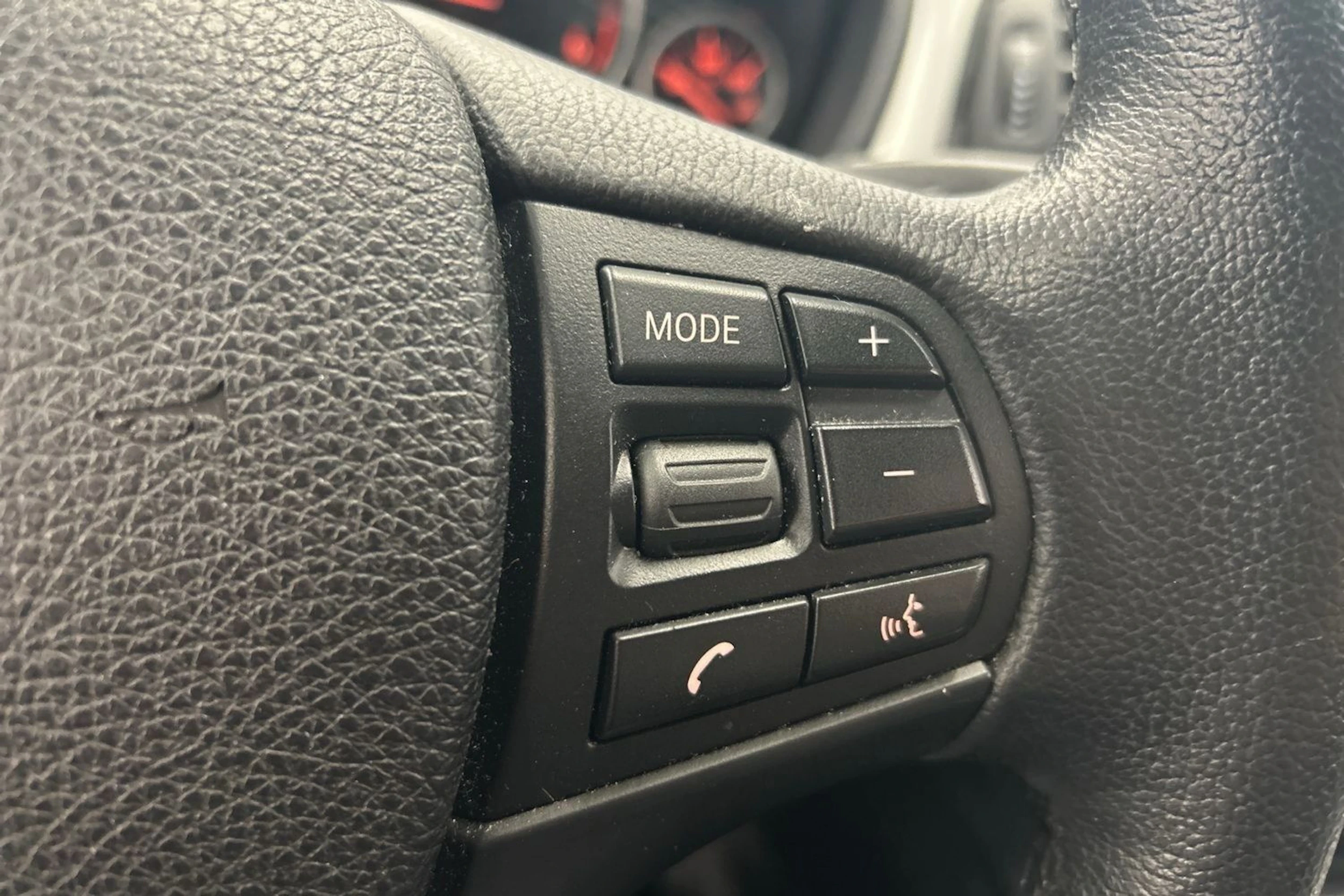 hopea BMW 320 Gran Turismo 2017 kuva 18.