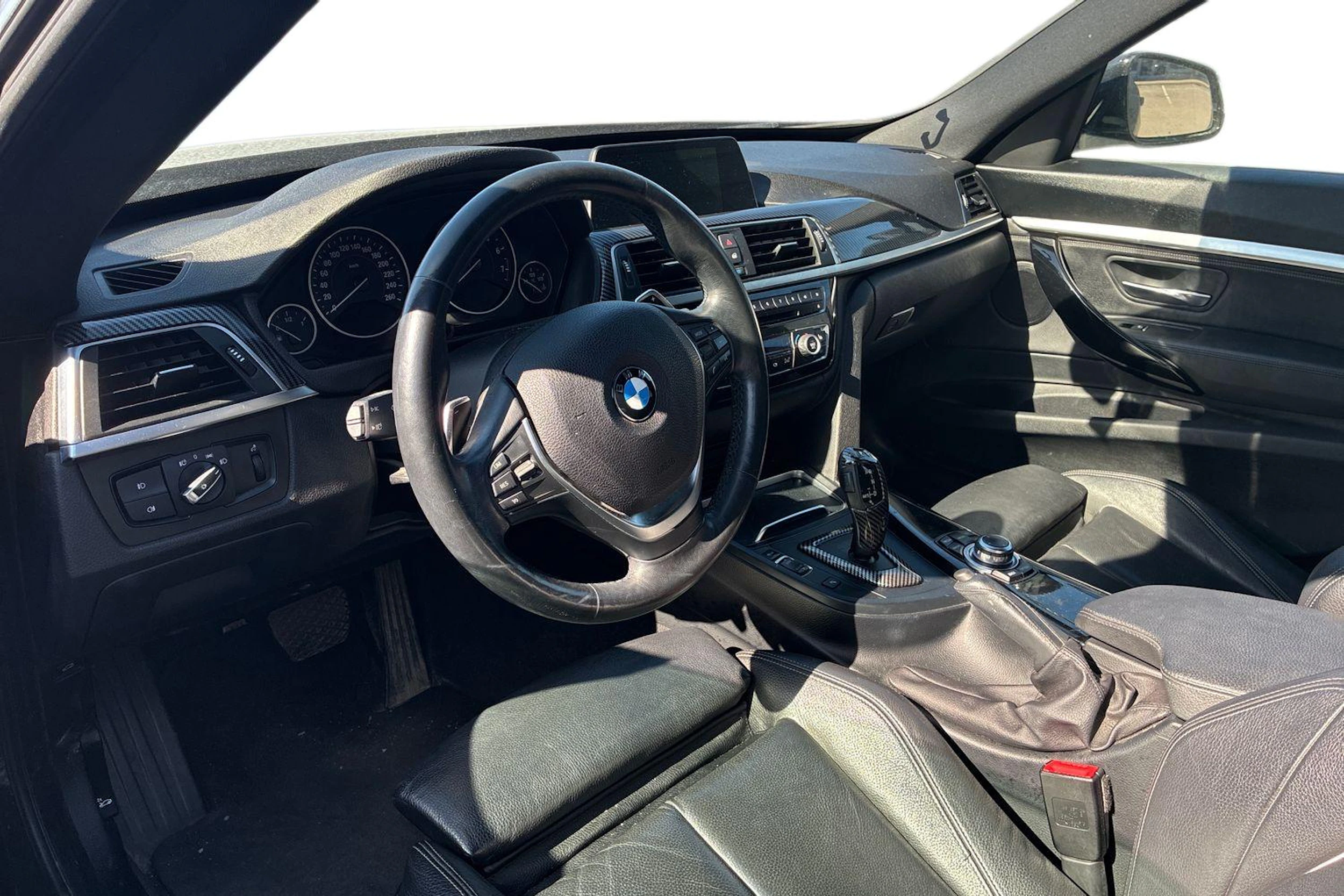 musta BMW 320 Gran Turismo 2017 kuva 3.