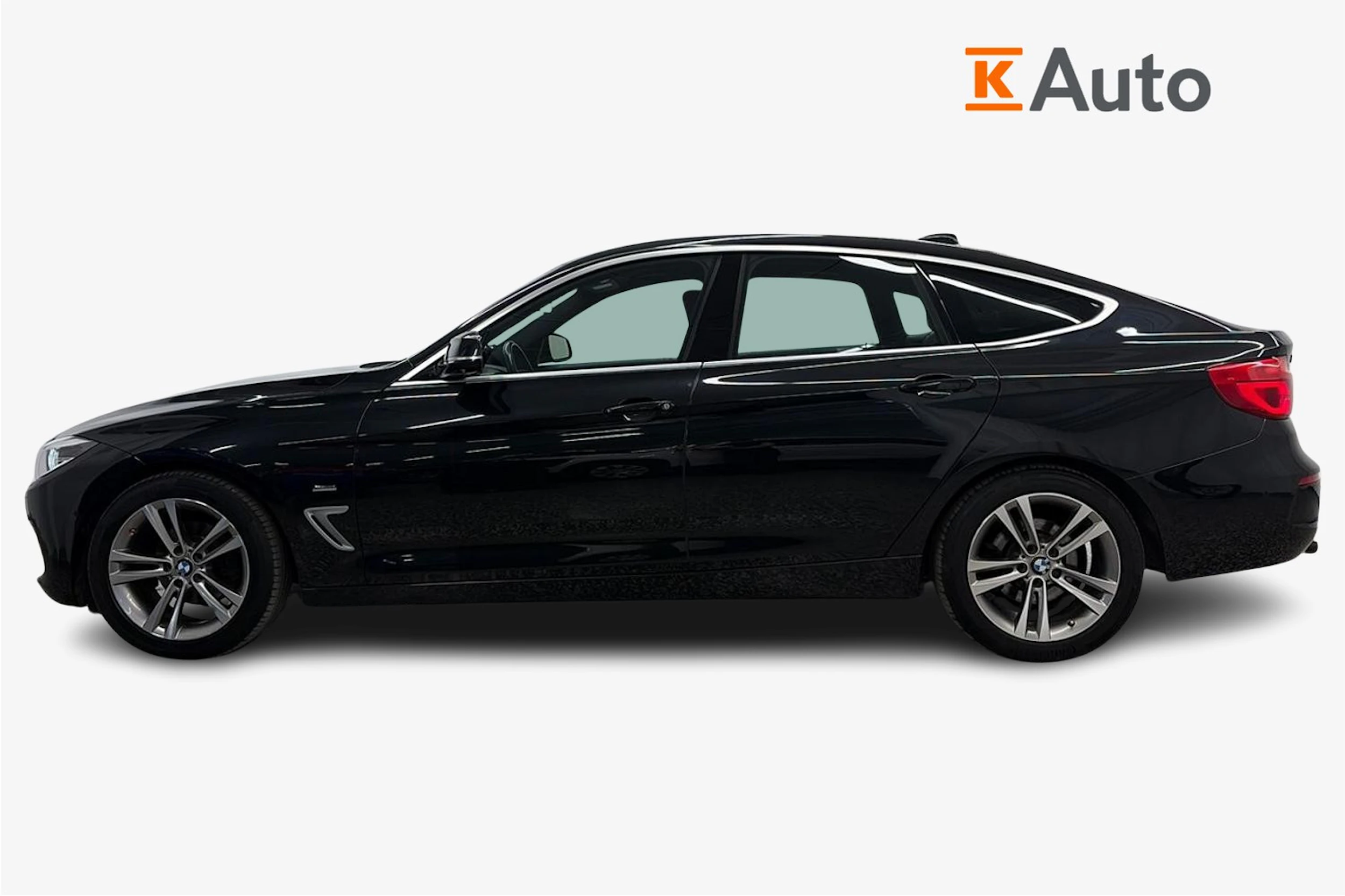 musta BMW 320 Gran Turismo 2017 kuva 7.
