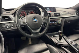 musta BMW 320 Gran Turismo 2017 kuva 8.