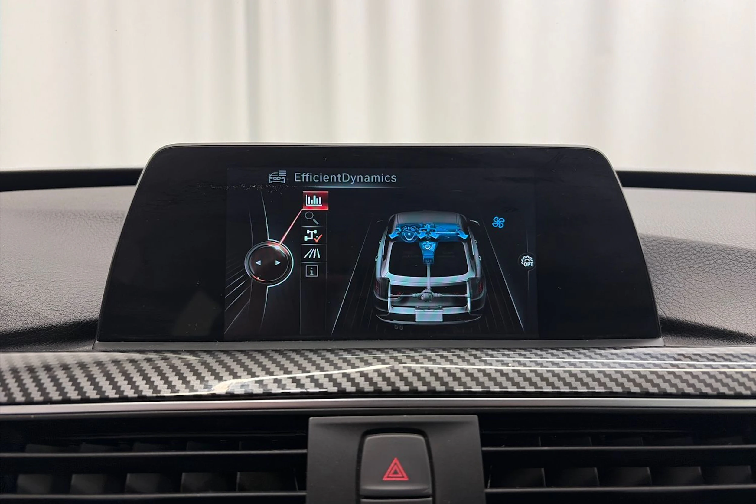 musta BMW 320 Gran Turismo 2017 kuva 21.