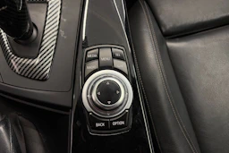 musta BMW 320 Gran Turismo 2017 kuva 29.