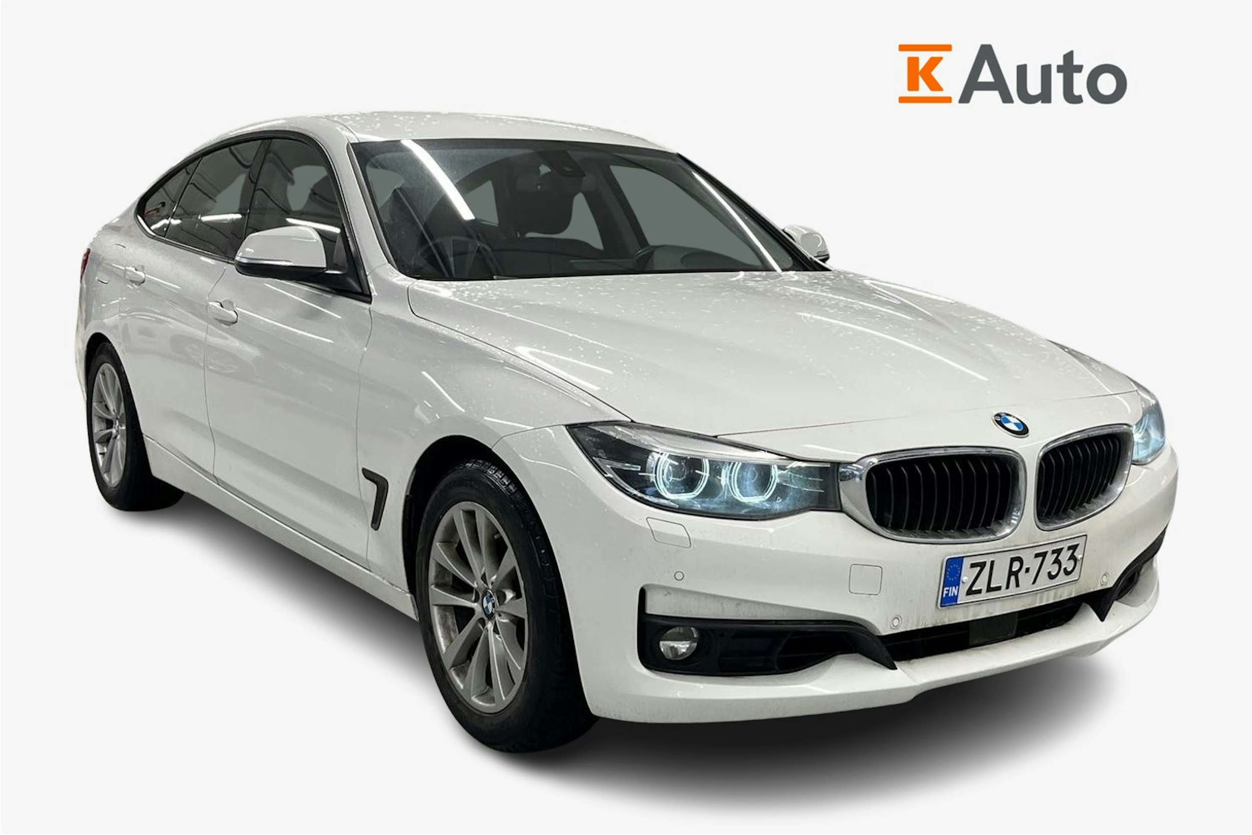 valkoinen BMW 320 Gran Turismo 2017 kuva 1.