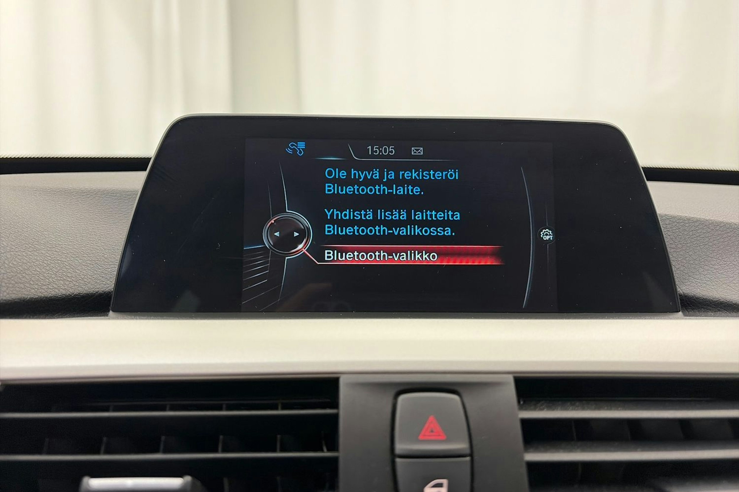 valkoinen BMW 320 Gran Turismo 2017 kuva 22.