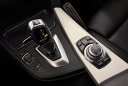 valkoinen BMW 320 Gran Turismo 2017 kuva 25.