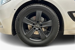 harmaa BMW 320 Gran Turismo 2018 kuva 11.