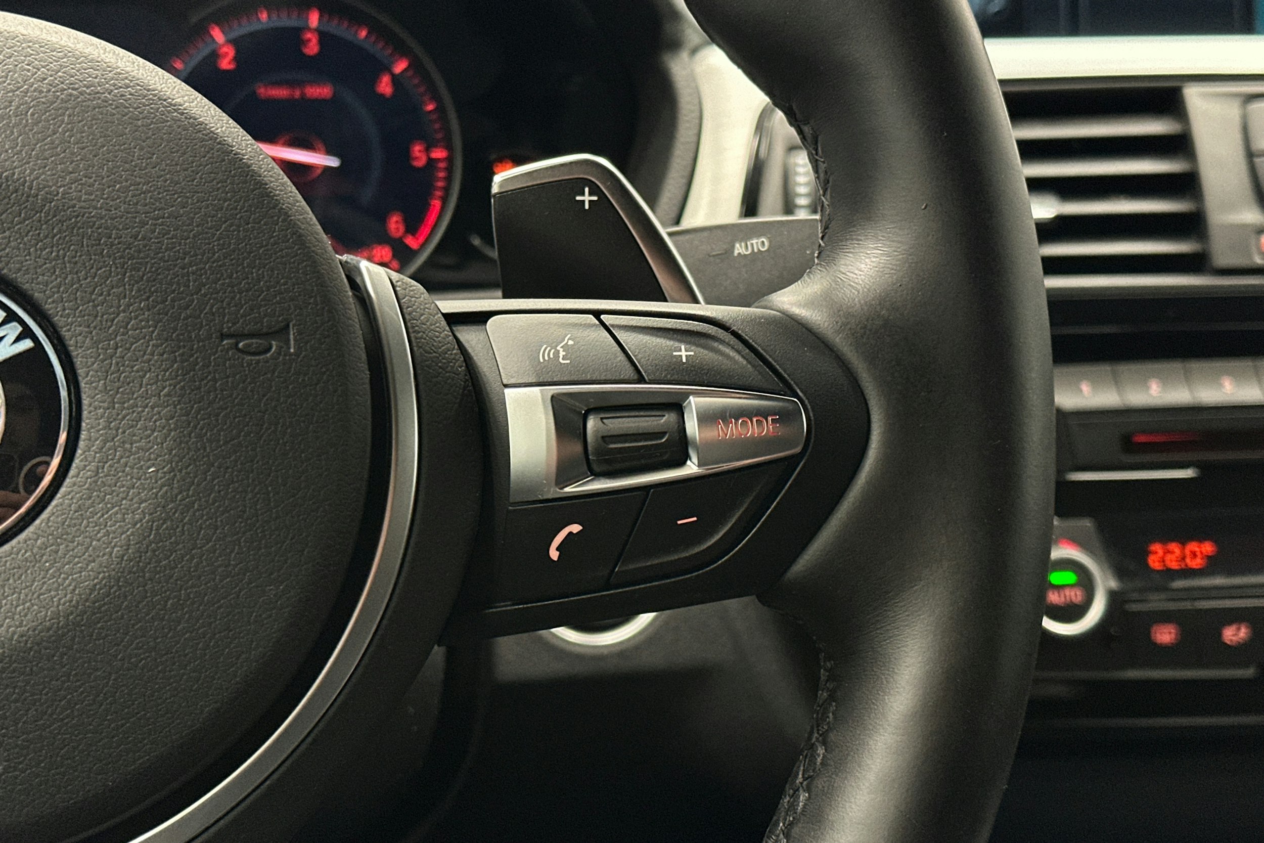 harmaa BMW 320 Gran Turismo 2018 kuva 20.