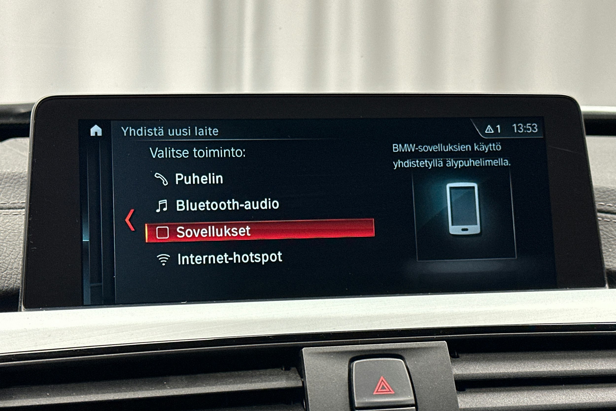 harmaa BMW 320 Gran Turismo 2018 kuva 24.