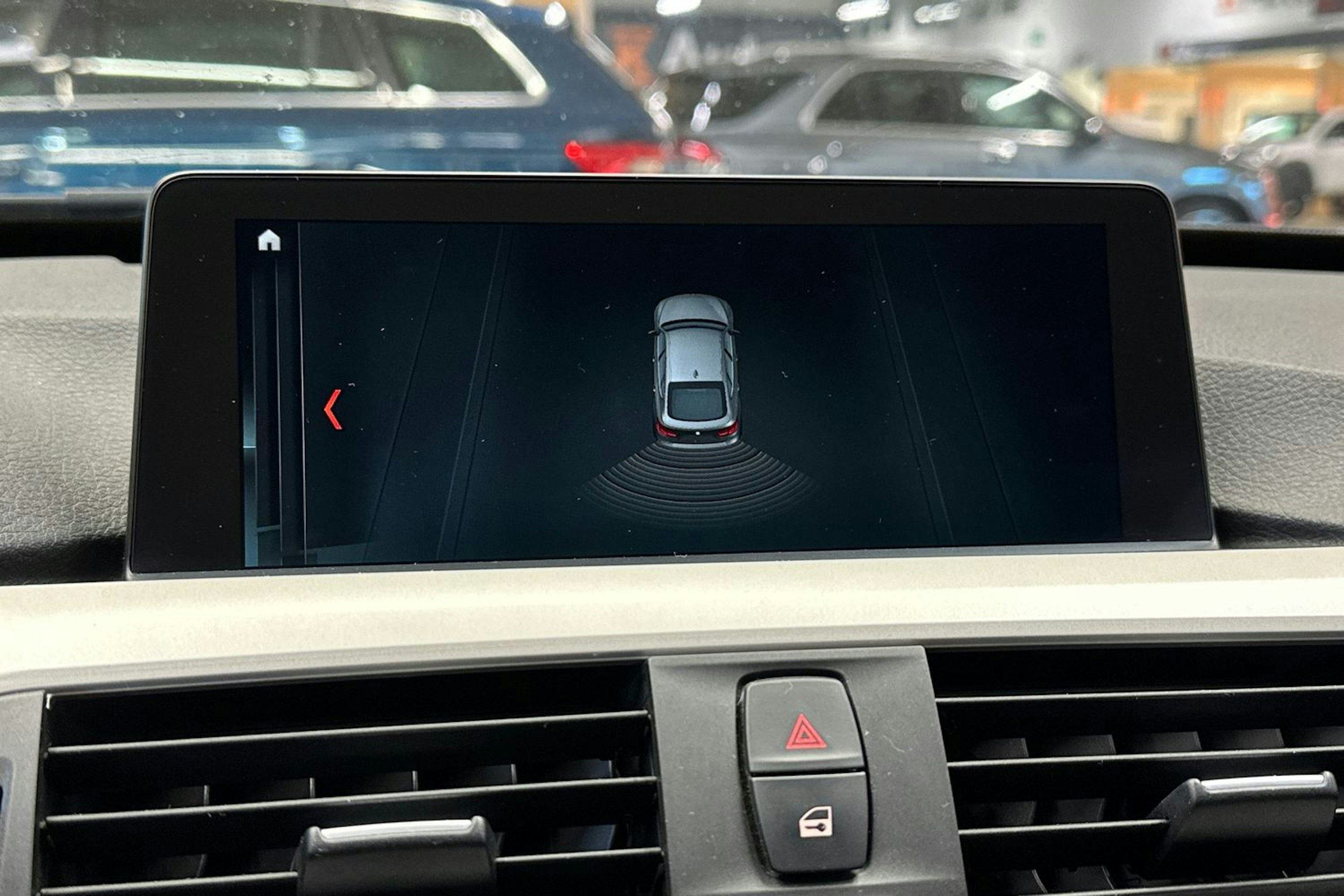 musta BMW 320 Gran Turismo 2018 kuva 20.