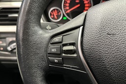 musta BMW 320 Gran Turismo 2018 kuva 25.