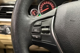 musta BMW 320 Gran Turismo 2018 kuva 26.