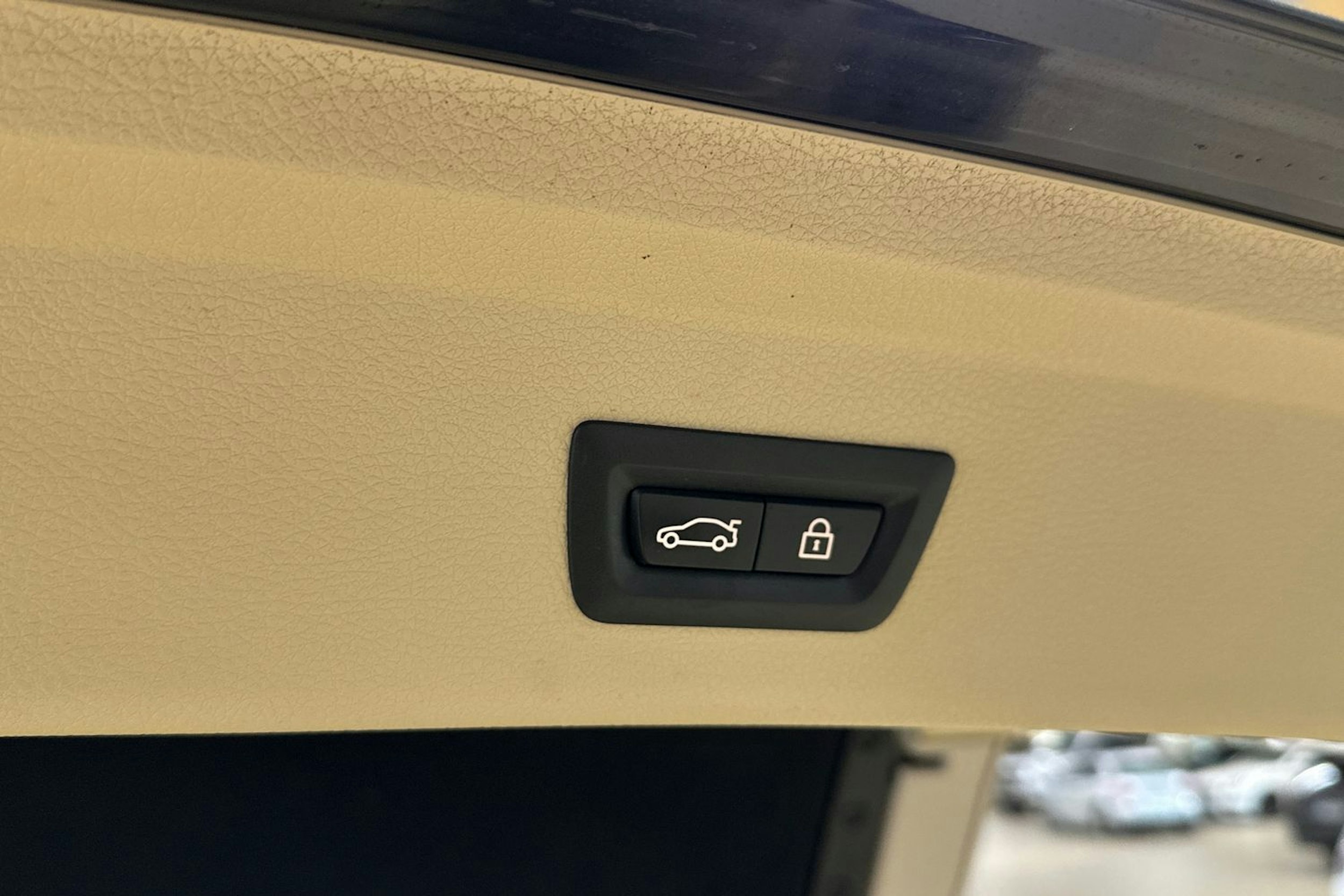 musta BMW 320 Gran Turismo 2018 kuva 33.