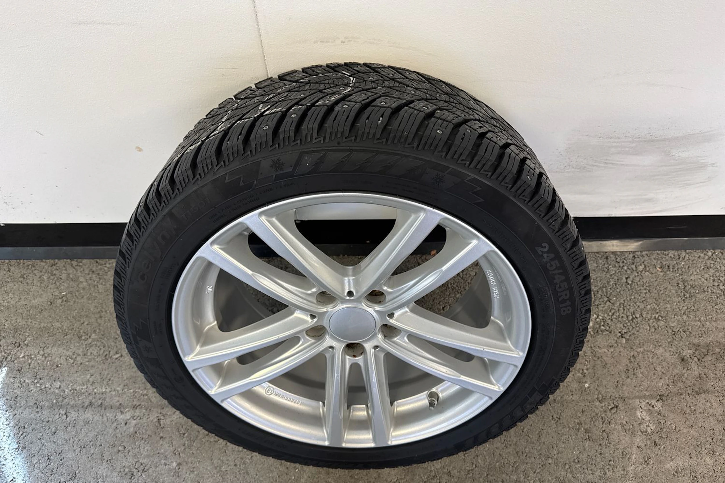 musta BMW 320 Gran Turismo 2020 kuva 11.