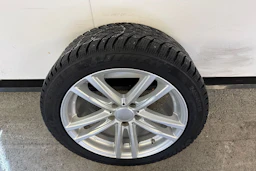 musta BMW 320 Gran Turismo 2020 kuva 11.