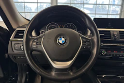 musta BMW 320 Gran Turismo 2020 kuva 17.