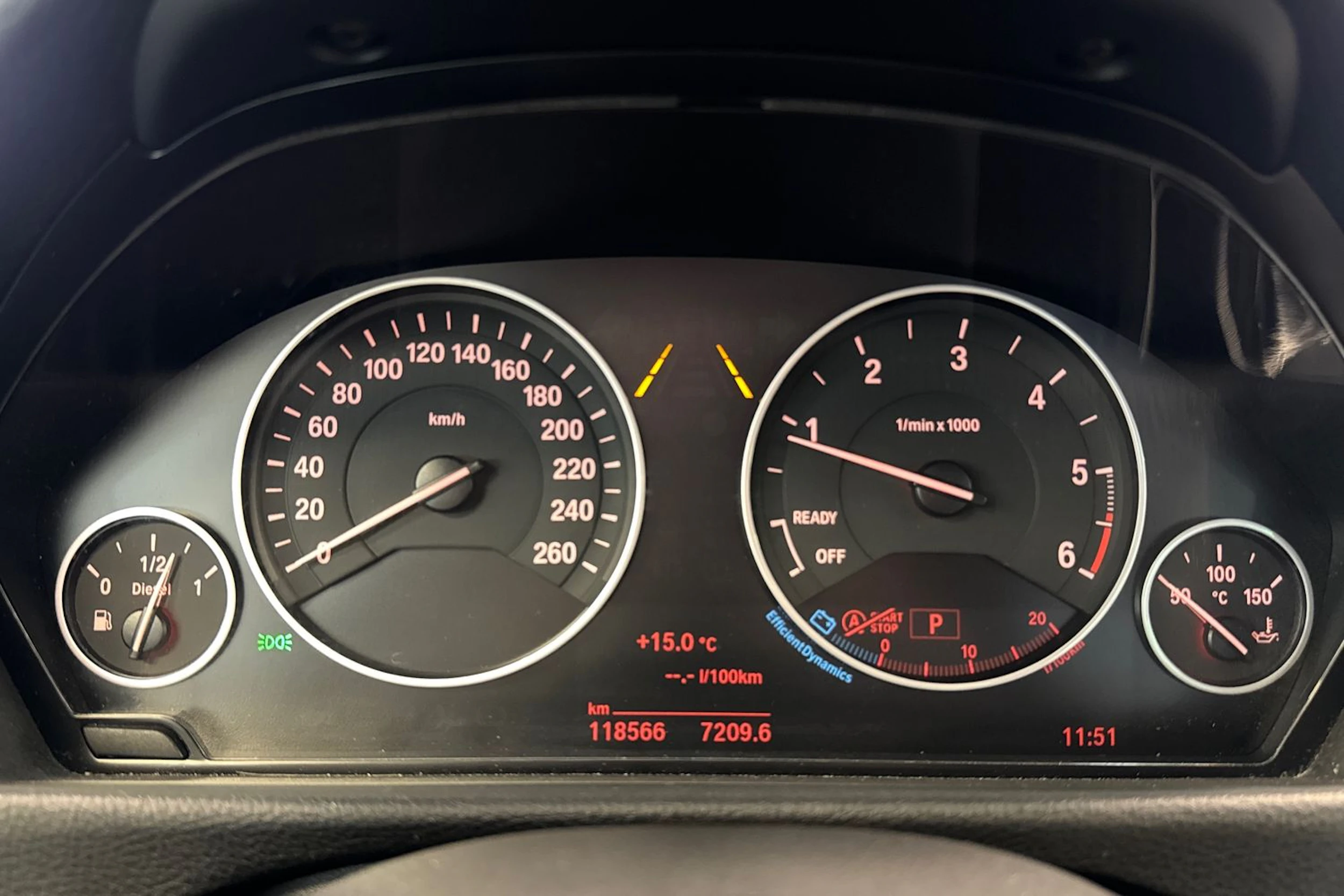 musta BMW 320 Gran Turismo 2020 kuva 18.