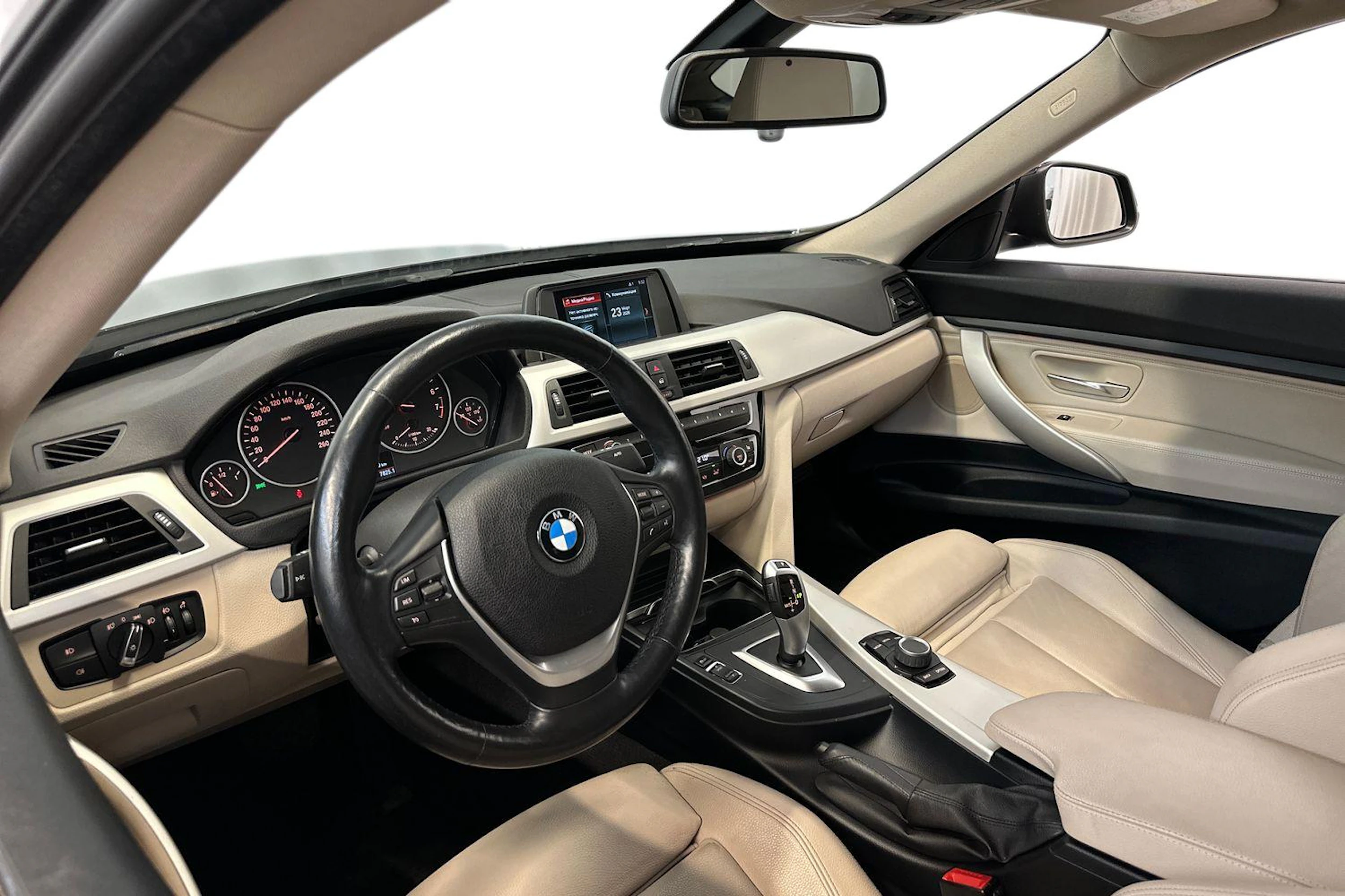 musta BMW 320 Gran Turismo 2020 kuva 6.