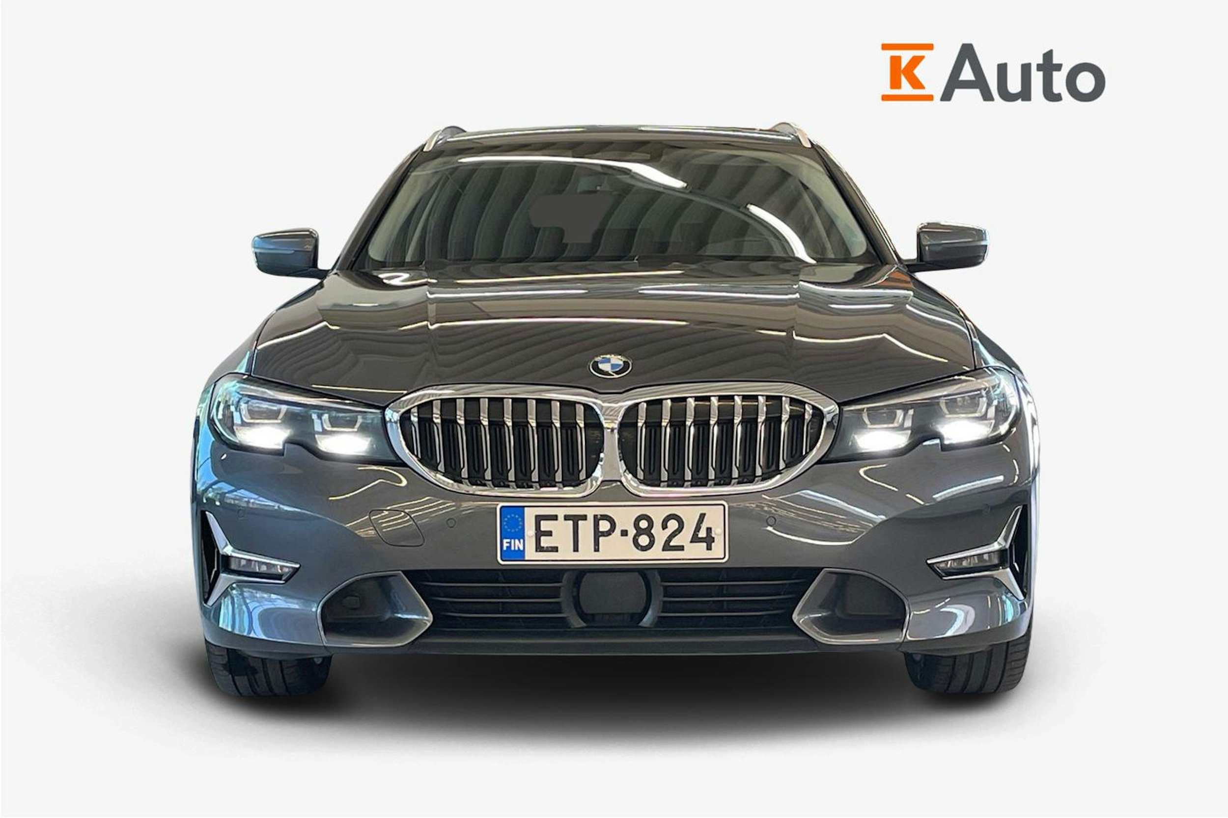 Harmaa BMW 320d 2021 kuva 5.