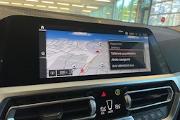 Harmaa BMW 320d 2021 kuva 25.