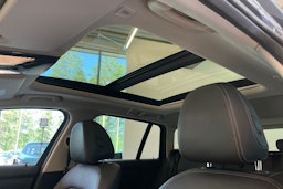 Harmaa BMW 320d 2021 kuva 29.