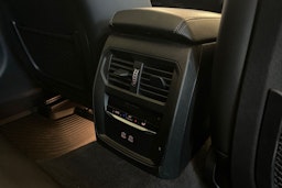 Harmaa BMW 320d 2021 kuva 33.