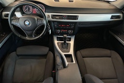 harmaa BMW 325 2006 kuva 9.
