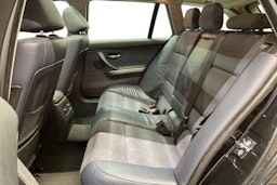 Musta BMW 325 2007 kuva 10.