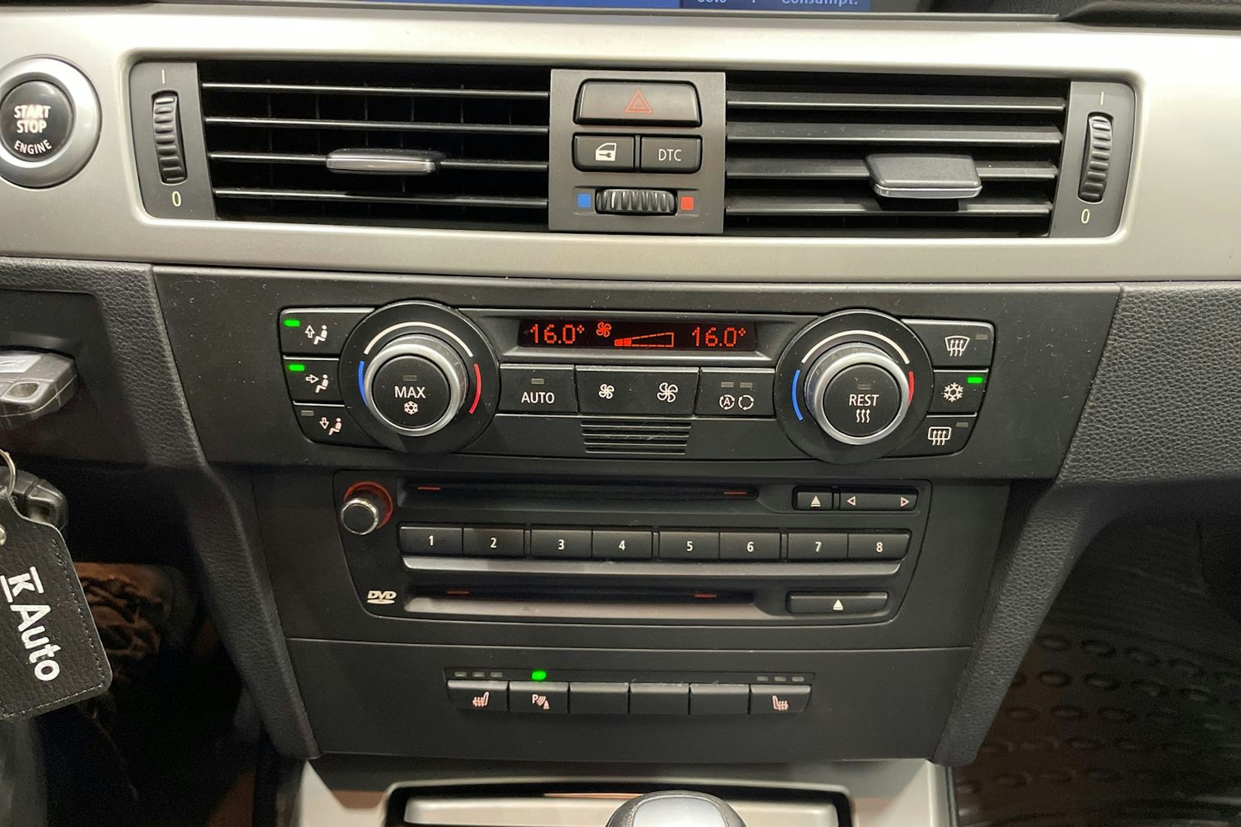 Musta BMW 325 2007 kuva 18.