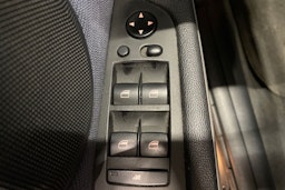 Musta BMW 325 2007 kuva 23.
