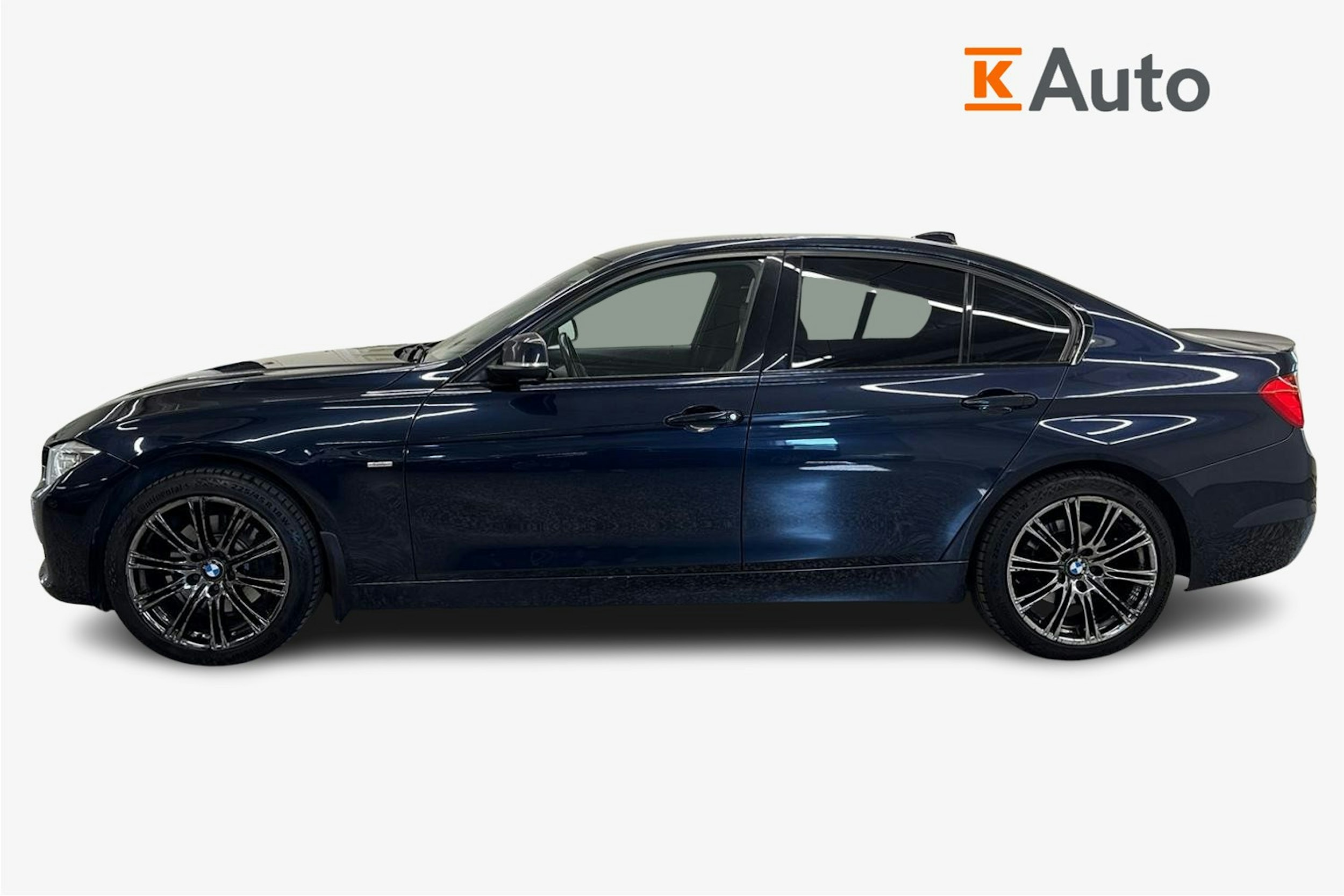 Sininen BMW 328 2012 kuva 6.