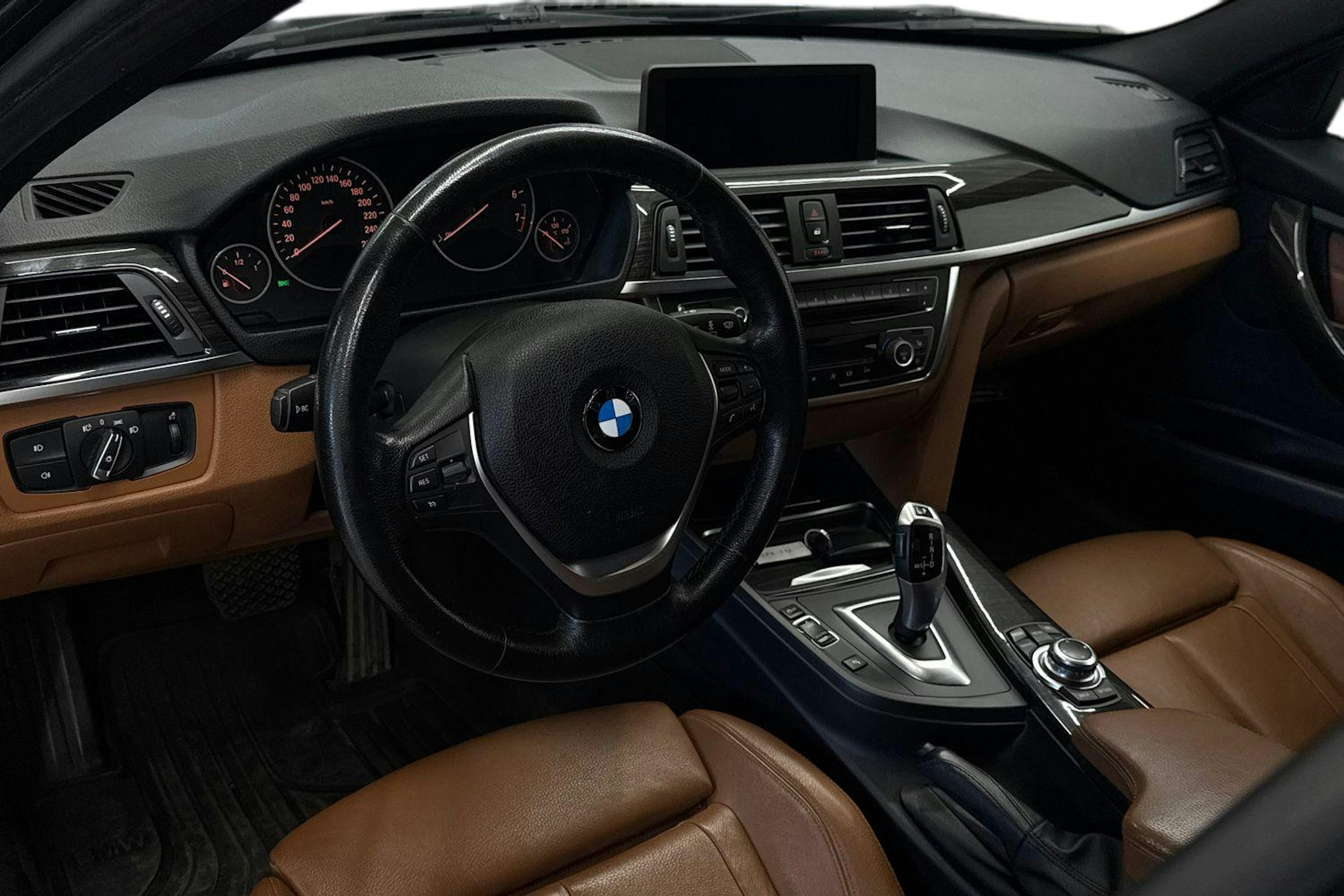 Sininen BMW 328 2012 kuva 7.