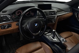 Sininen BMW 328 2012 kuva 7.