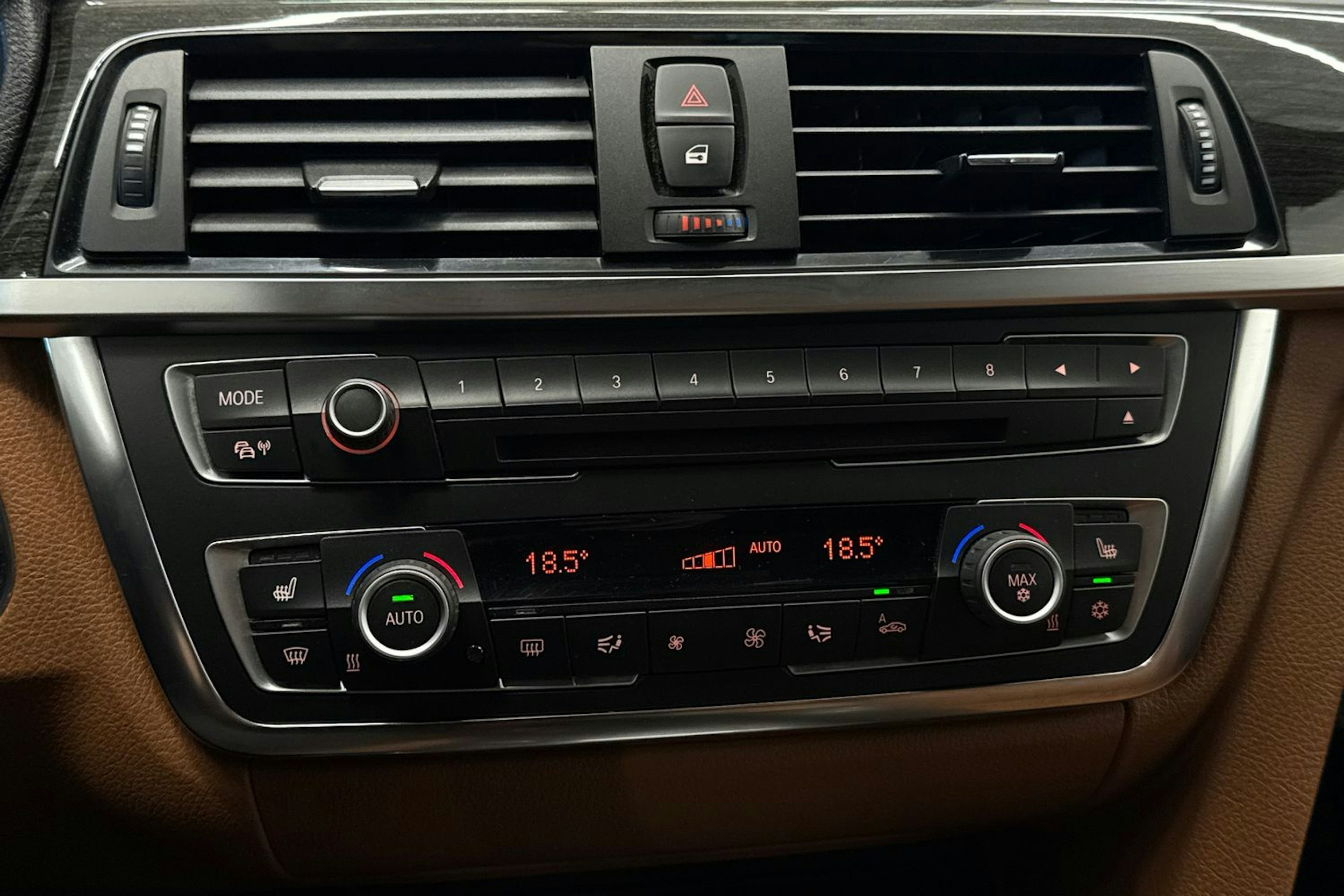 Sininen BMW 328 2012 kuva 28.