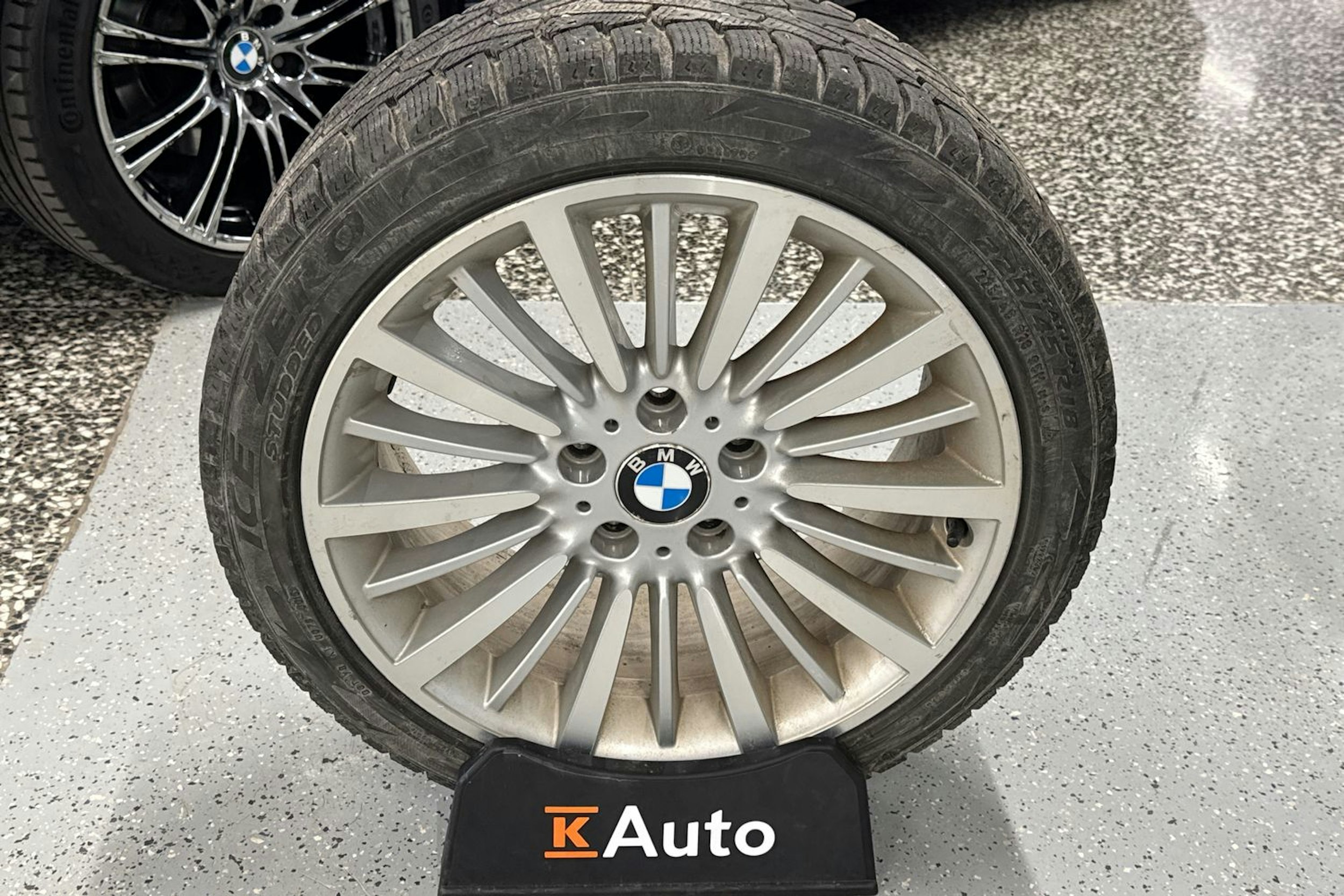 Sininen BMW 328 2012 kuva 36.