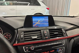 Valkoinen BMW 328 2013 kuva 15.