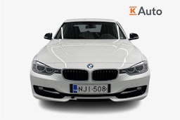 valkoinen BMW 328 2013 kuva 5.