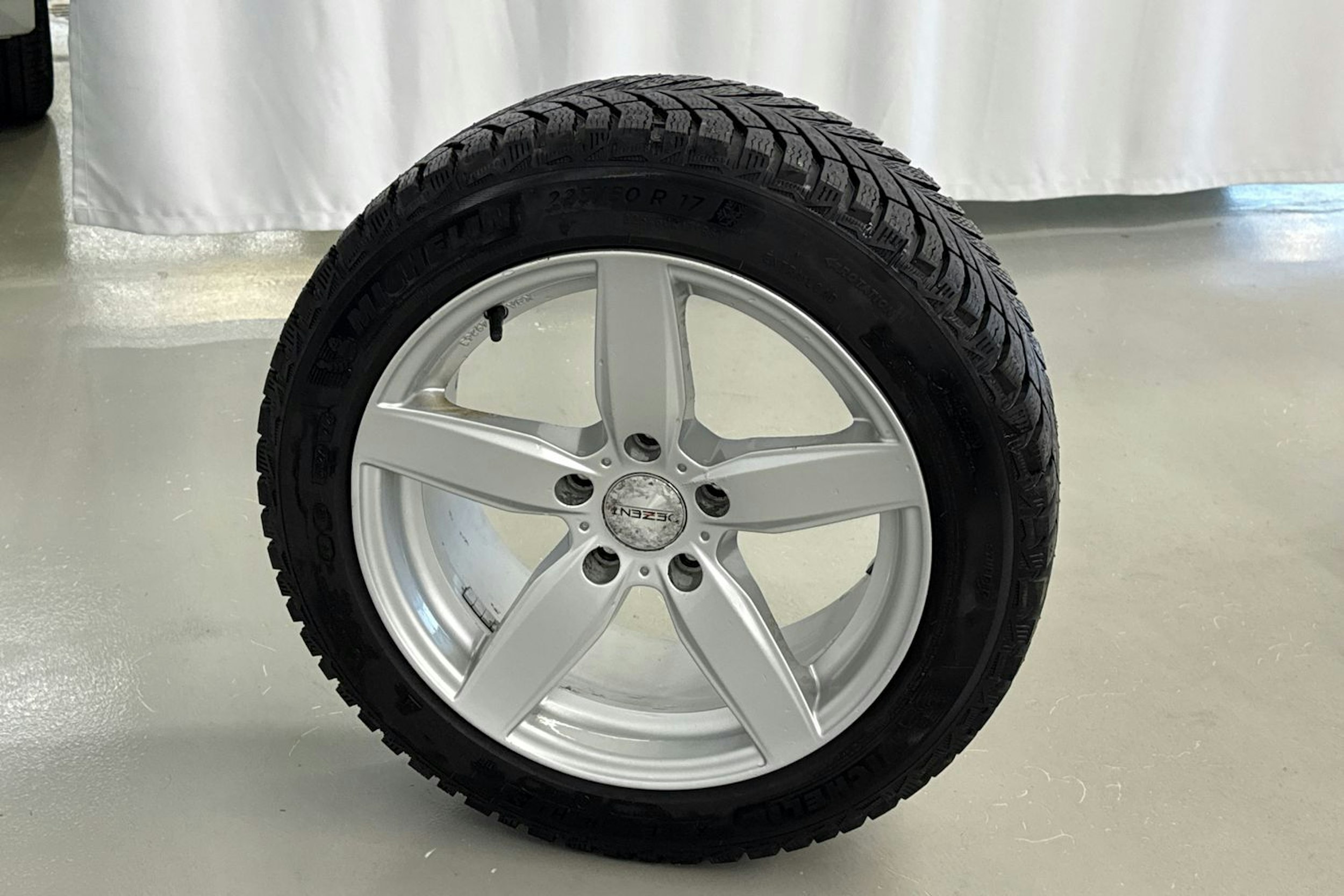 valkoinen BMW 328 2013 kuva 21.