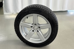 valkoinen BMW 328 2013 kuva 21.