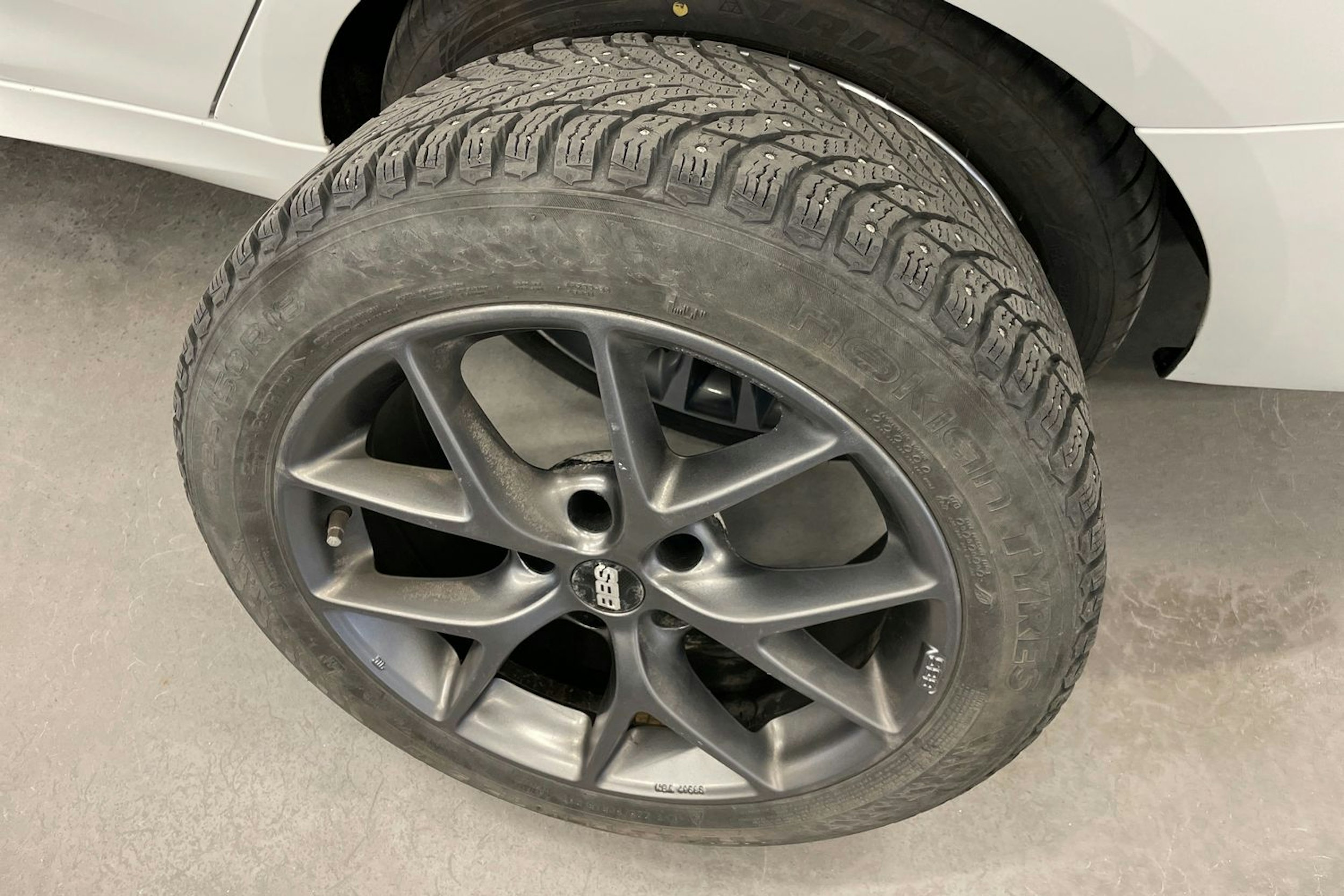 valkoinen BMW 328 Gran Turismo 2014 kuva 13.