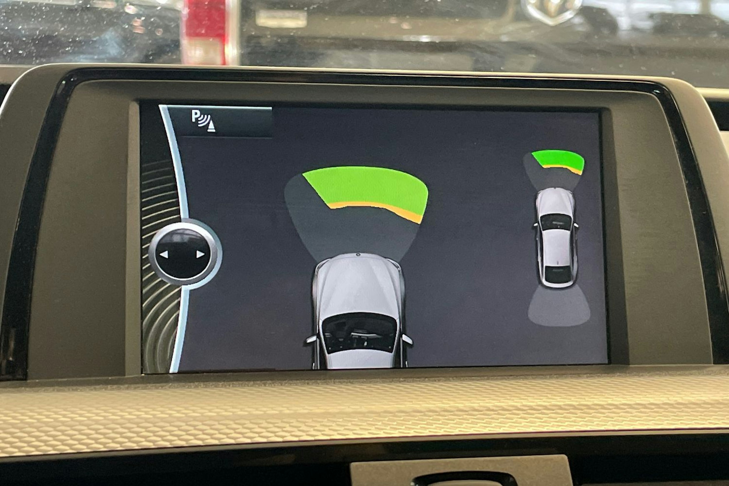 valkoinen BMW 328 Gran Turismo 2014 kuva 16.
