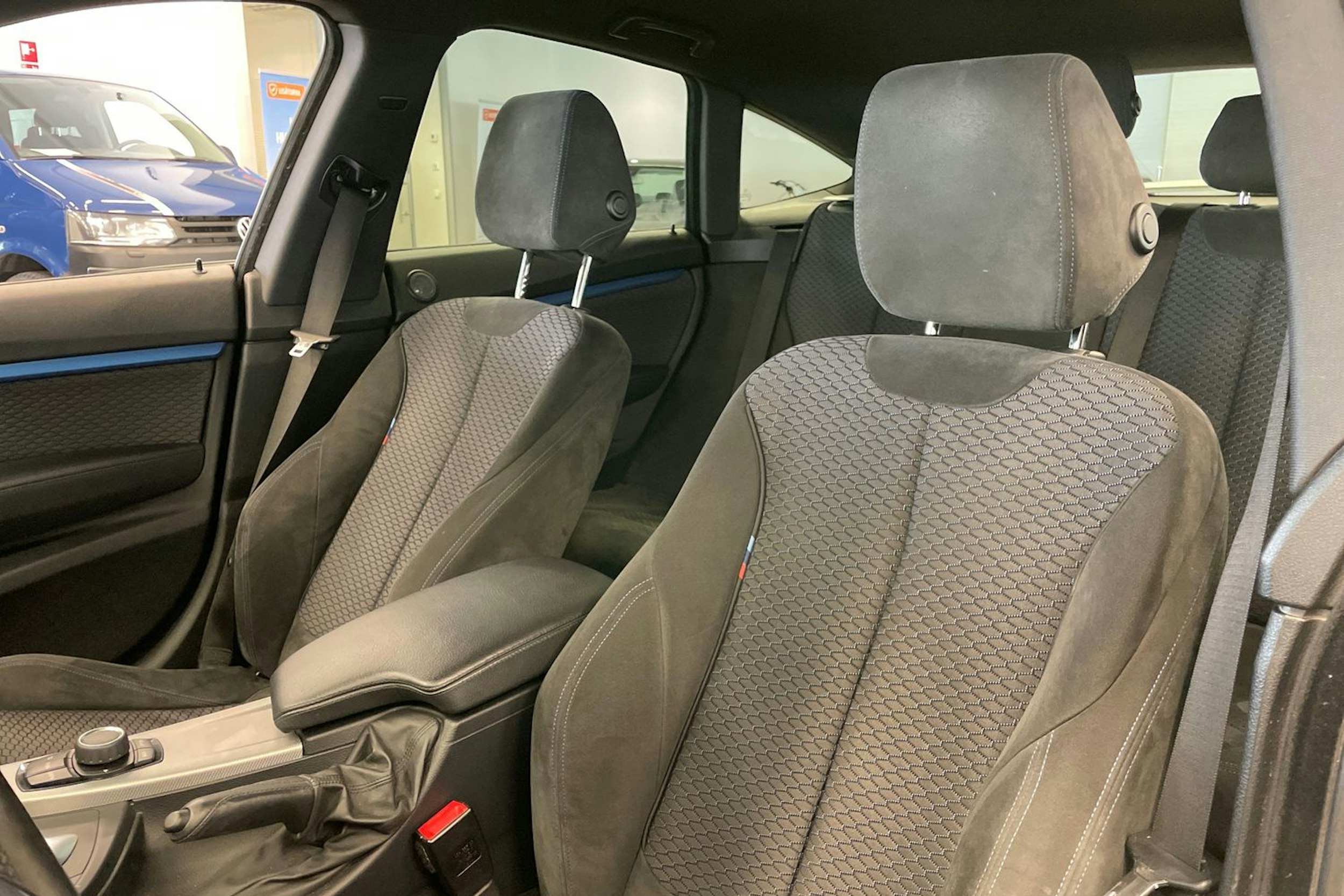 valkoinen BMW 328 Gran Turismo 2014 kuva 25.