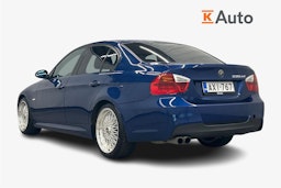 sininen BMW 330 2008 kuva 2.